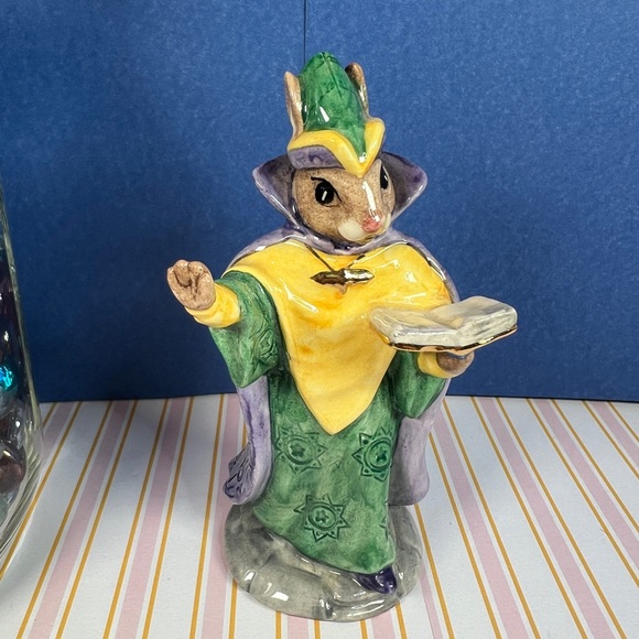 Royal Doulton Mystic Bunny Bunnykins DB197 Millennium Collection,Made in England - Picture 7 of 16